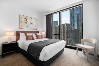 The Queensbridge Building New 2bd Designer Suite - 2