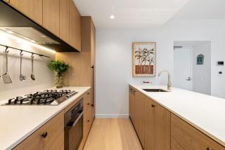 The Queensbridge Building New 2bd Designer Suite - 9