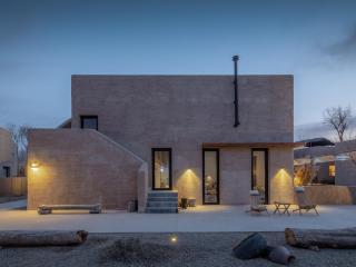 LOSTVILLA(Zhongwei Yellow River Dormitory) - 7