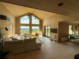 Modern Cabin With Ski-Inout Near Birken Trails - 6