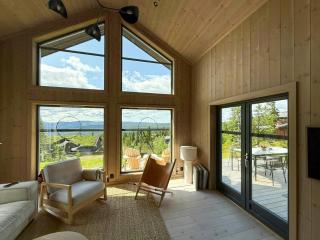 Modern Cabin With Ski-Inout Near Birken Trails - 0
