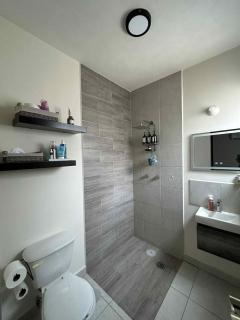 Bonita casa amueblada, de un piso - 5