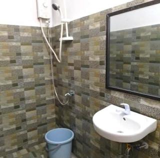 A&C Aquino Guesthouse - 9