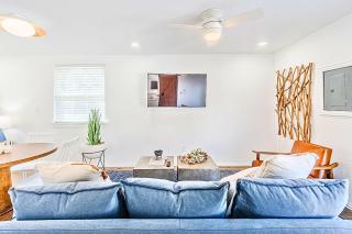 Little Elm 52 Miles to Fifa Stadium Modern Cottage Fire Pit Pet Ok by Vacation Your Way - 7