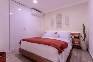 Brand NEW 2 bedroom in Manila - 8