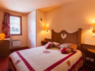 Appartement cosy 3 pièces · Proche pistes · Parking couvert · Wifi - FR-1-358-284 - 6