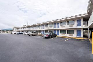 Motel 6-Anniston, AL - Oxford - 4