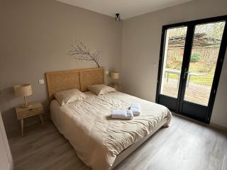 Spacieuse Villa entre forêt et golf, calme absolu - FR-1-590-589 - 4