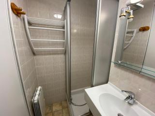 Appartement calme, proche centre-ville, avec balcon et garage à Châtel - FR-1-693-122 - 1