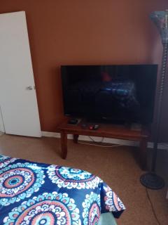 1 BEDROOM KITCHEn BATHROOM ApT - 8