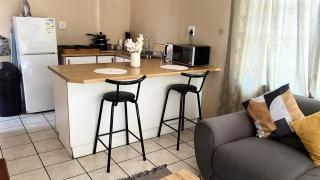 Modern Holiday Accommodation - 9