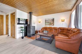 Unique Place With Tennis Court For The Active - 1