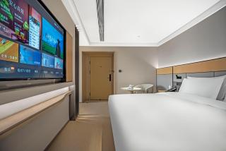 JI Hotel Chongqing Lianglukou Chongqing Center - 7