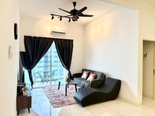 SH 1-12Pax 3Room Sky Pod Resi IOI Mall Puchong TV - 0