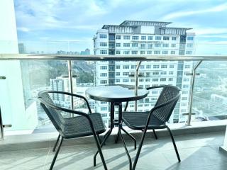 SH 1-12Pax 3Room Sky Pod Resi IOI Mall Puchong TV - 1