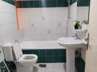 thrifty regular room for 2 to 4 - 3