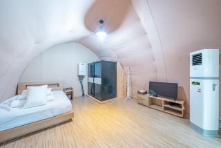 Pocheon Story Forest Caravan Glamping - 3