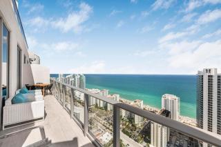 Hyde Dream Penthouse - 9