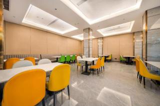 GreenTree Eastern Chongqing Yangjiaping Pedestrian Street Mixc Hotel - 7