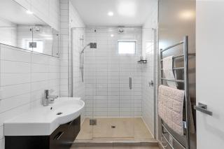 The City Retreat - 2