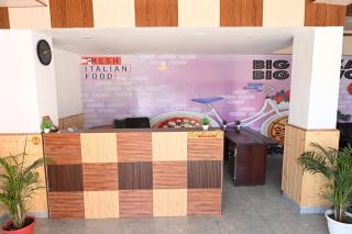 Hotel Kasauli Peak View - Family and Group Stay Apartments - 1