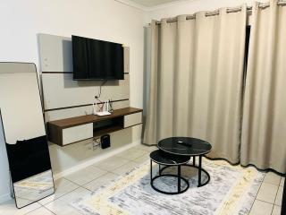 The Luxurious Retreat in Kyalami - 8