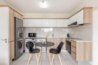 The Luxurious Retreat in Kyalami - 6