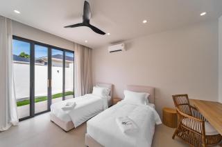 Valentine Village - 3