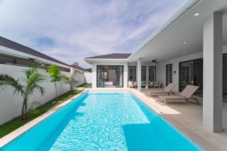 Valentine Village - 9