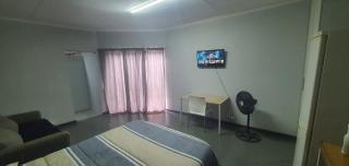 329 on 30th Avenue Villieria Aimee - 7