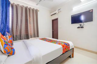 FabHotel Emirates Inn - 4