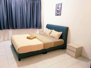 Kulai Taman Desa 4R8Pax near 99speedmart, cowboy - 7