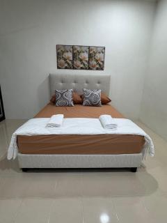 Beach Cottage Homestay Kemaman - Berado D Pampass - 2