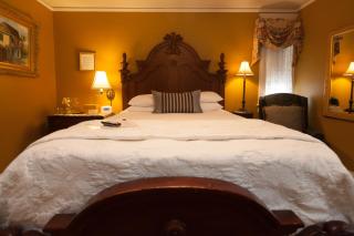 Inn on Charlotte Boutique Hotel - 3