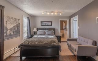 Large deck hot tub massage chair and seasonal swimming pool - 1