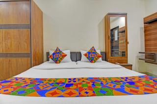 Via Classic Square I - 8