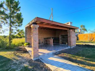 "La Armonía" Casa con Quincho - 2