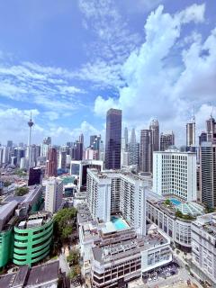 Premium Suite At Axon Residence By Apple Home - 5