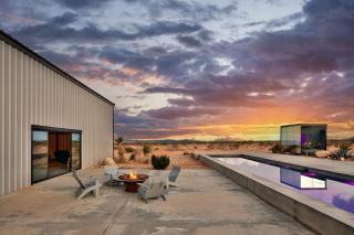 Grow House by Fieldtrip Remote Lux w 100ft Pool - 0