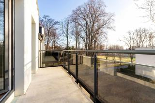 Stylowe Apartamenty 100 m od Plaży z Parkingiem i Balkonem by Noclegi Renters - 1