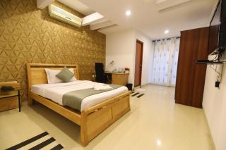 Earth Hotels Domlur - 8