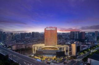 Crowne Plaza Huaihua by IHG - 8