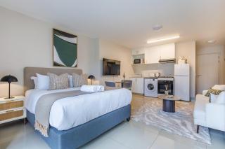 Stunning studio at Millennial Umhlanga - 6