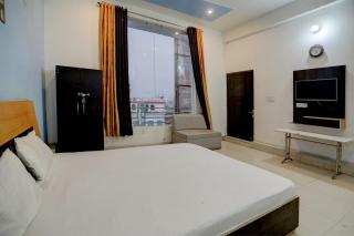 Hotel O The Royals Inn - 3