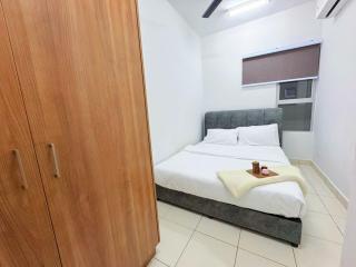 Alanis Sepang at Klia-Klia2 - 7