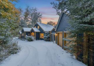 Spa & Lakefront - Chalet Huard - 0