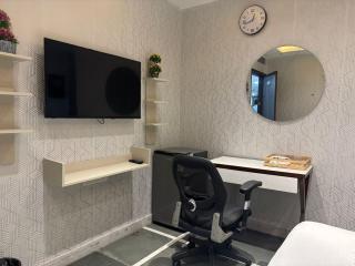 Royal Palace 1 BHK - Kitchen, Balcony, lift, Gym, - 1