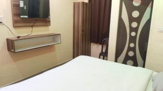 Hotel Shivoham - 4
