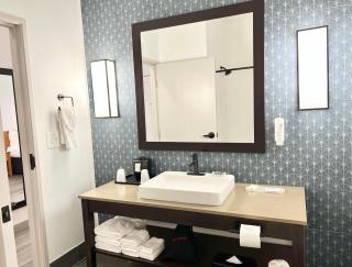 Country Inn & Suites by Radisson, Tucson Airport, AZ - 1