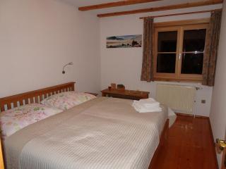 Ferienhaus am Fluss, zentrale Lage - 3